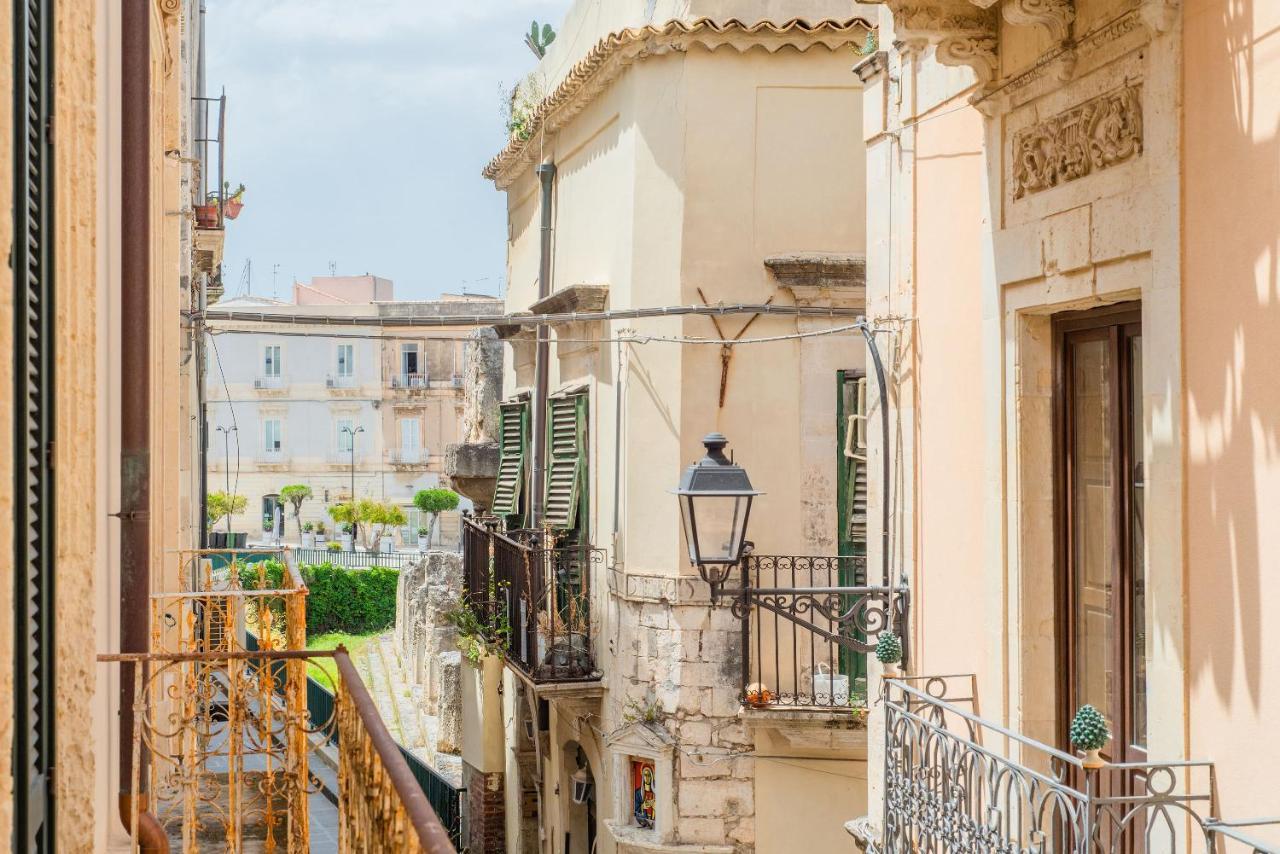 Ortigia And Temple Of Apollo Apartments Syracuse Exterior photo